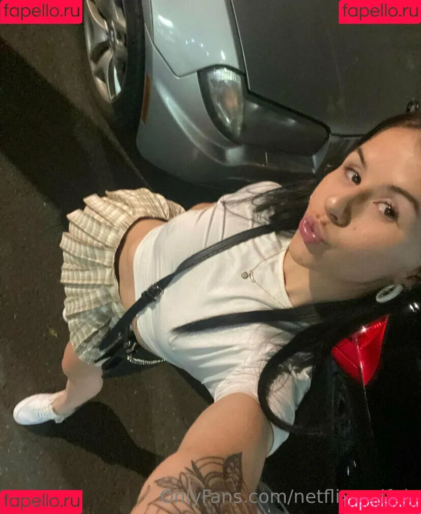 lizzysnyder18 Onlyfans Photo Gallery 