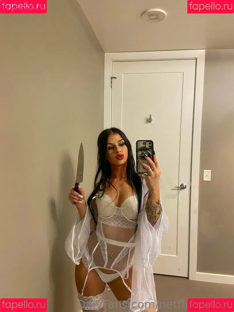 lizzysnyder18 Onlyfans Photo Gallery 
