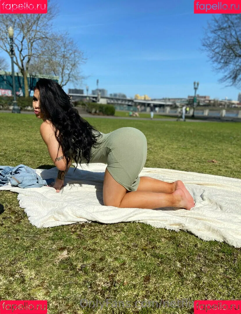 lizzysnyder18 Onlyfans Photo Gallery 