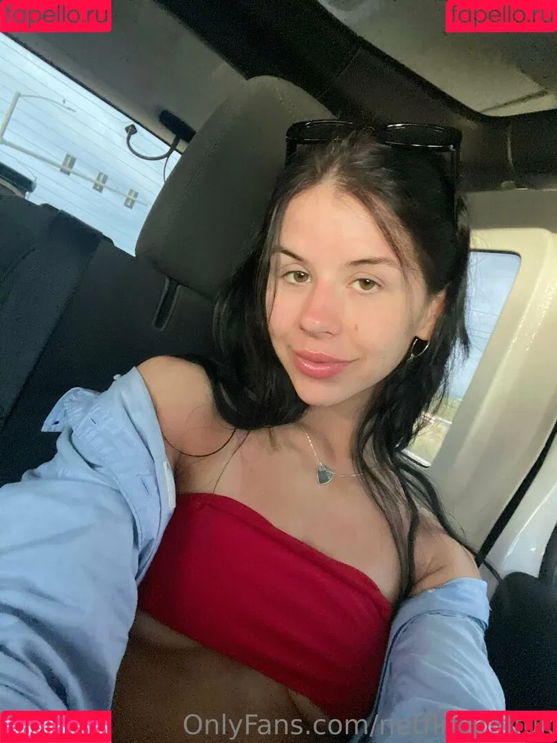 lizzysnyder18 Onlyfans Photo Gallery 