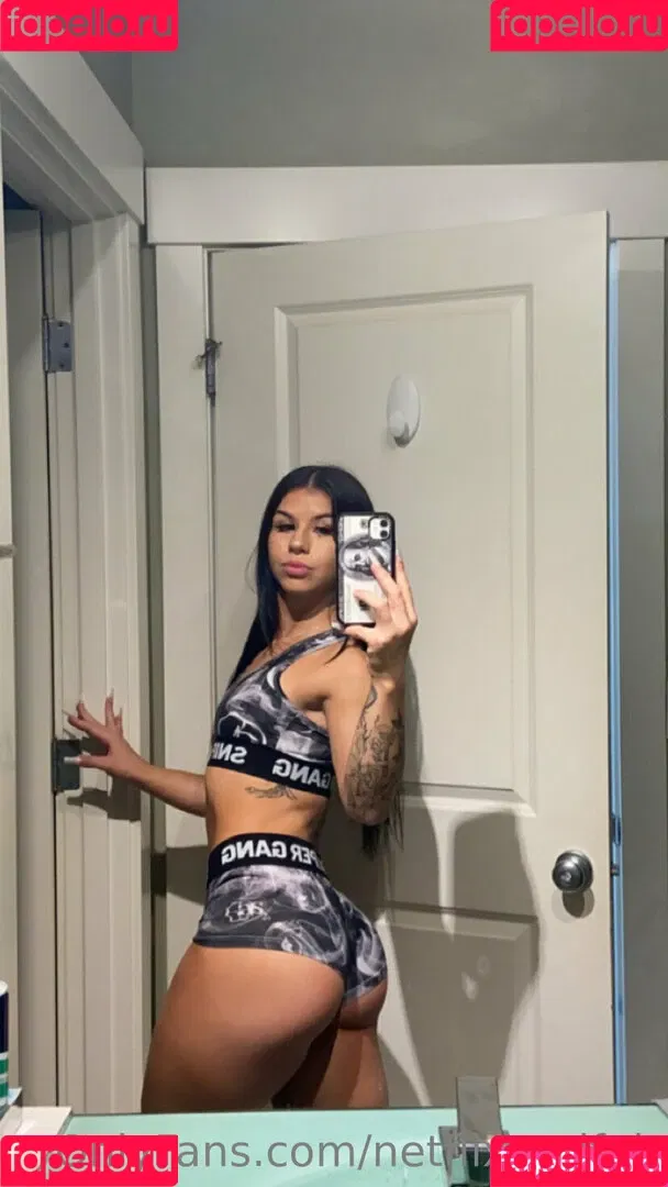 lizzysnyder18 Onlyfans Photo Gallery 