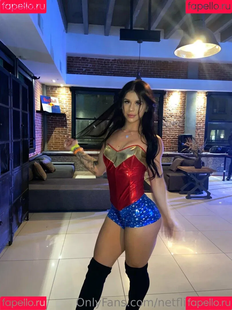 lizzysnyder18 Onlyfans Photo Gallery 