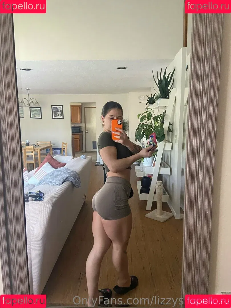 lizzysnyder18 Onlyfans Photo Gallery 