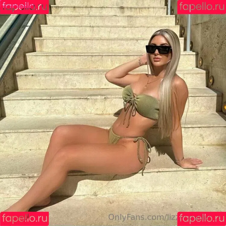 lizzysnyder18 Onlyfans Photo Gallery 