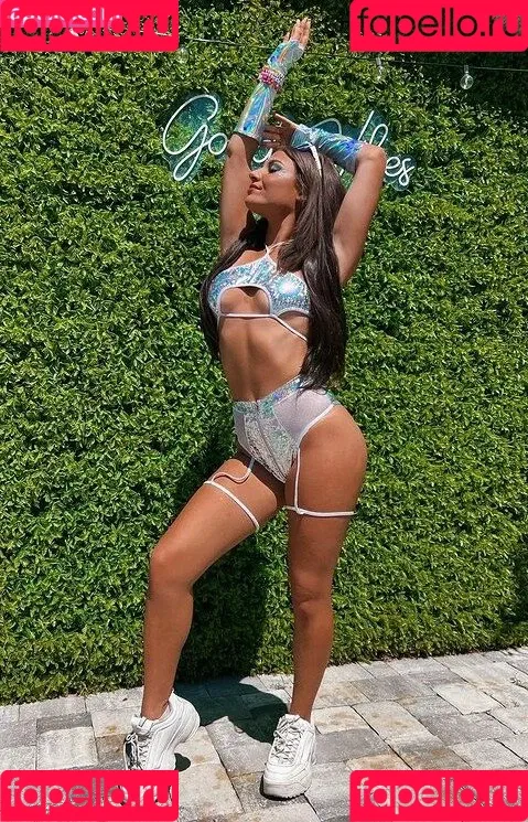 Teddi Mansueto Onlyfans Photo Gallery 