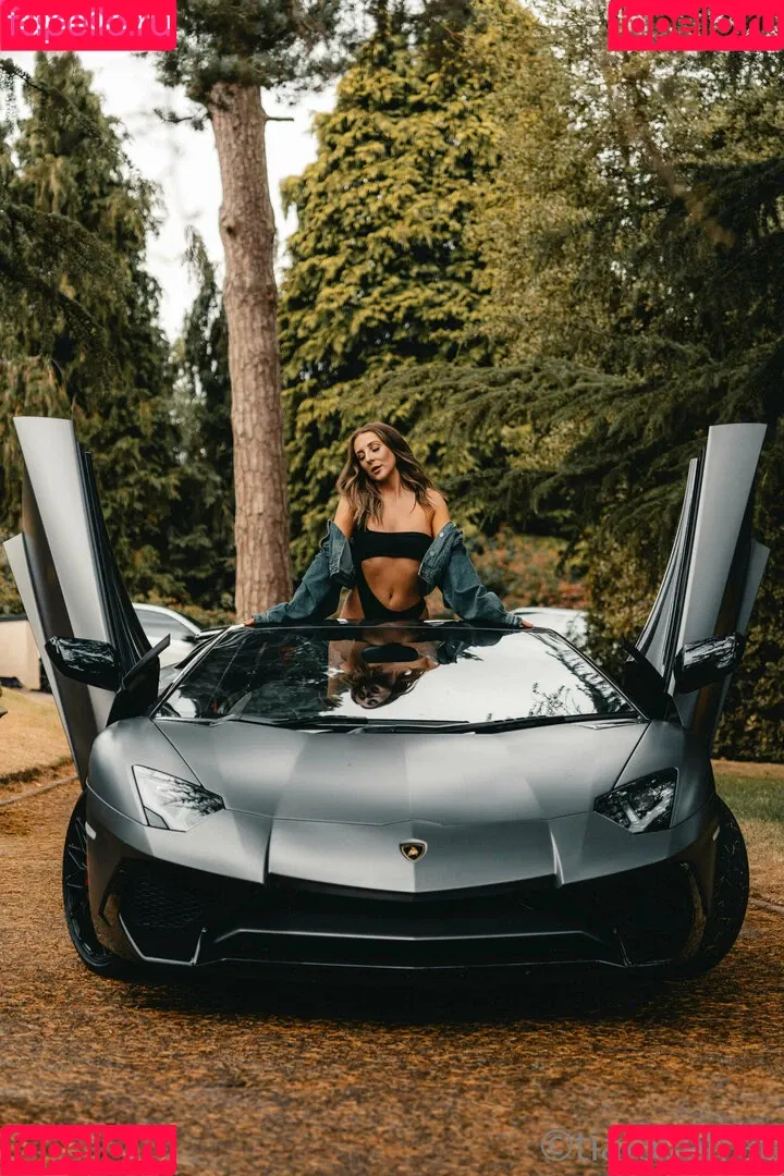 tia_love Onlyfans Photo Gallery 