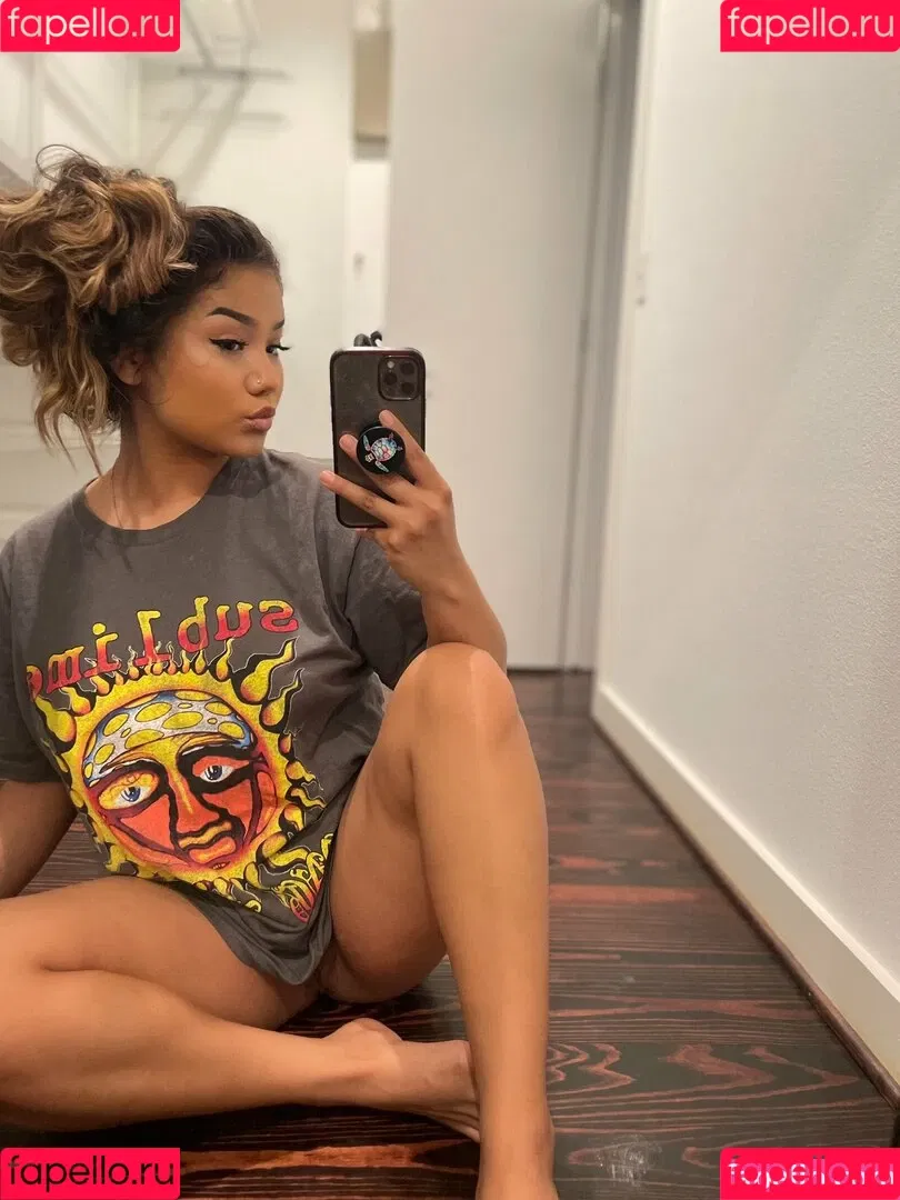 Only.Kiki Onlyfans Photo Gallery 