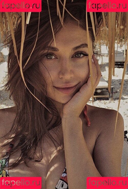 Miratwitch Onlyfans Photo Gallery 