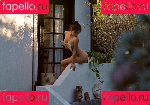 Miratwitch Onlyfans Photo Gallery 