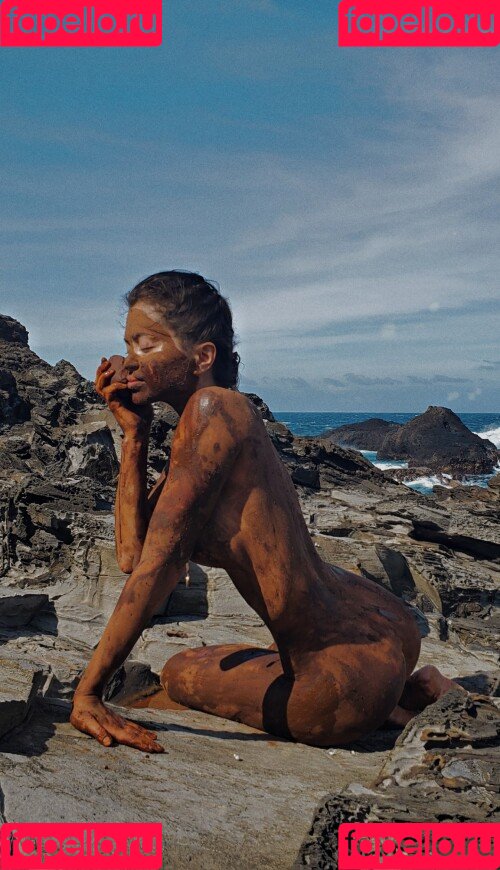 Miratwitch Onlyfans Photo Gallery 