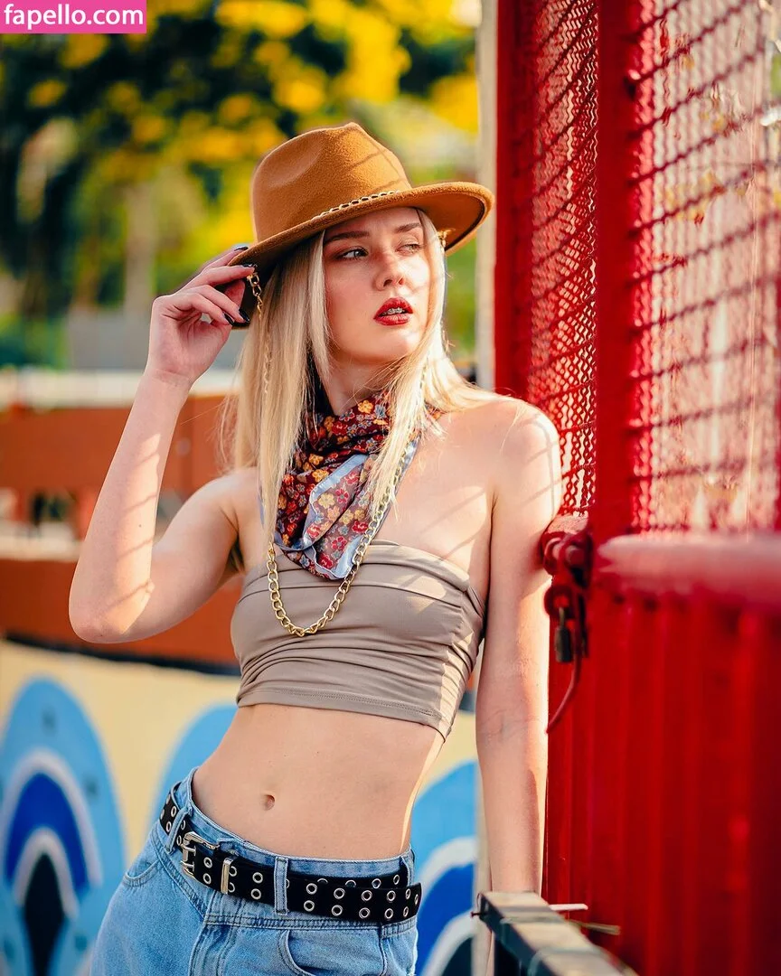 Nelly.Laufeyson Onlyfans Photo Gallery 