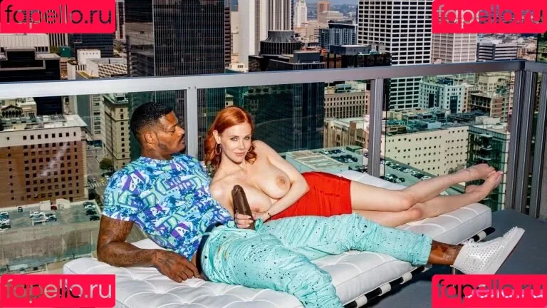 Maitland Ward Onlyfans Photo Gallery 