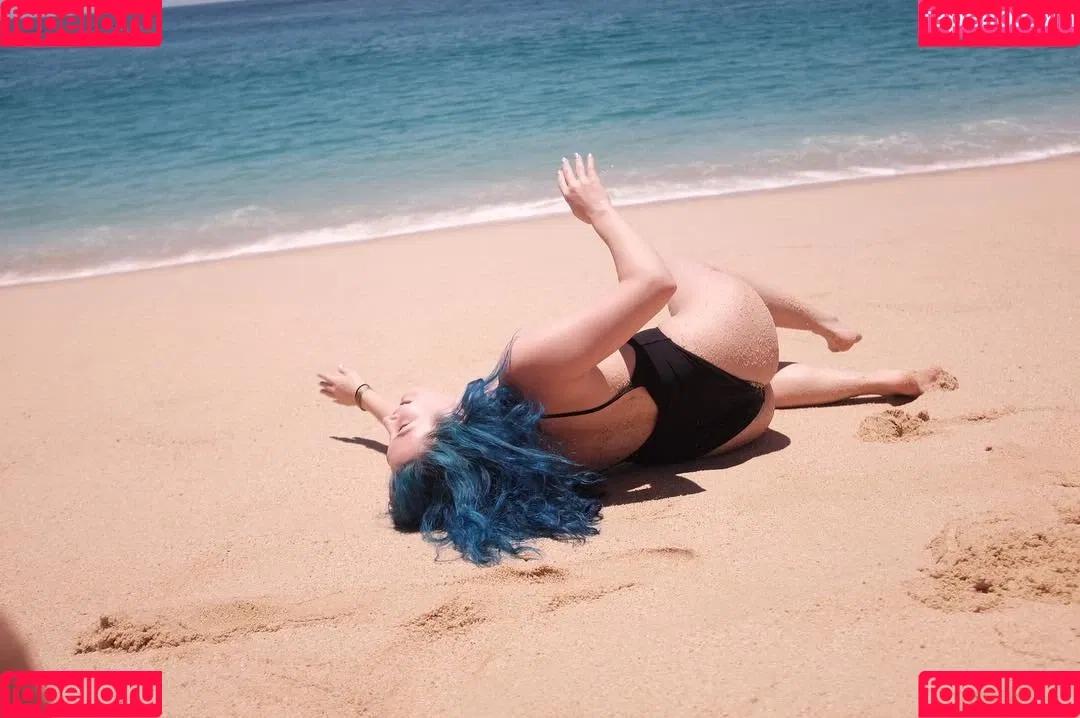 Maxine Lucille Onlyfans Photo Gallery 