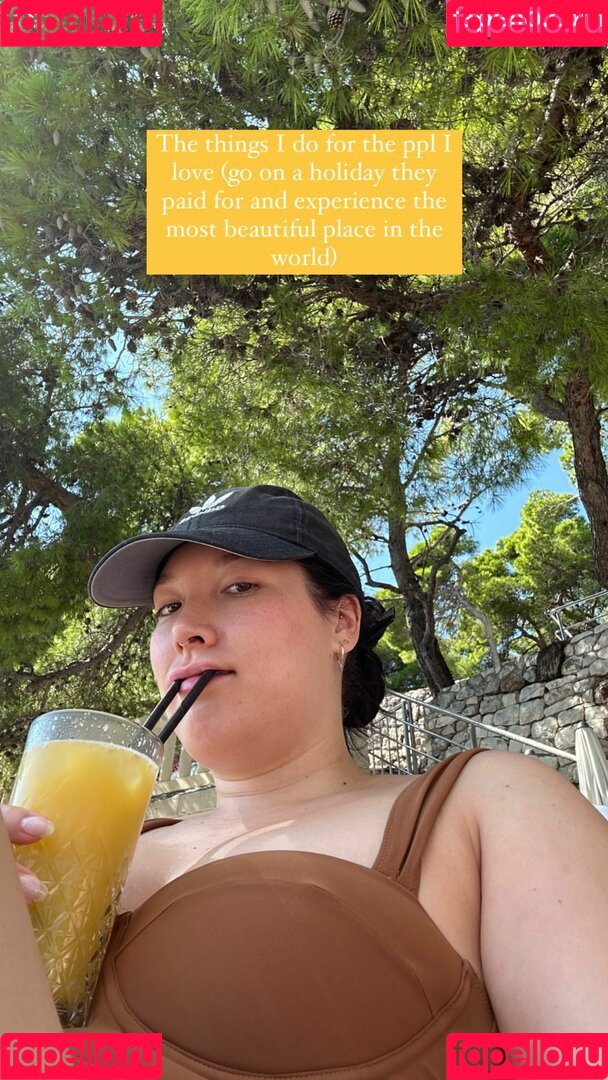 Maxine Lucille Onlyfans Photo Gallery 