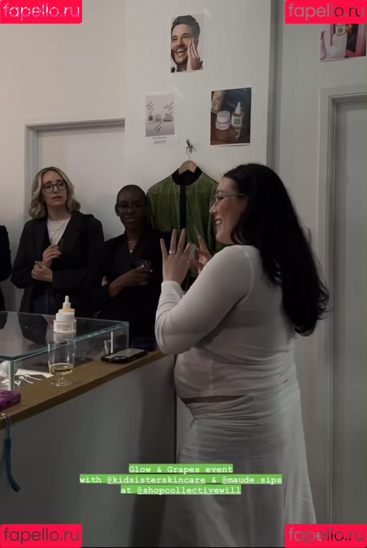 Maxine Lucille Onlyfans Photo Gallery 