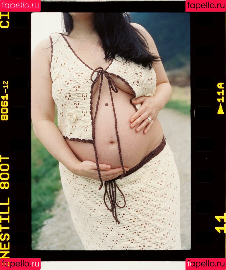 Maxine Lucille Onlyfans Photo Gallery 