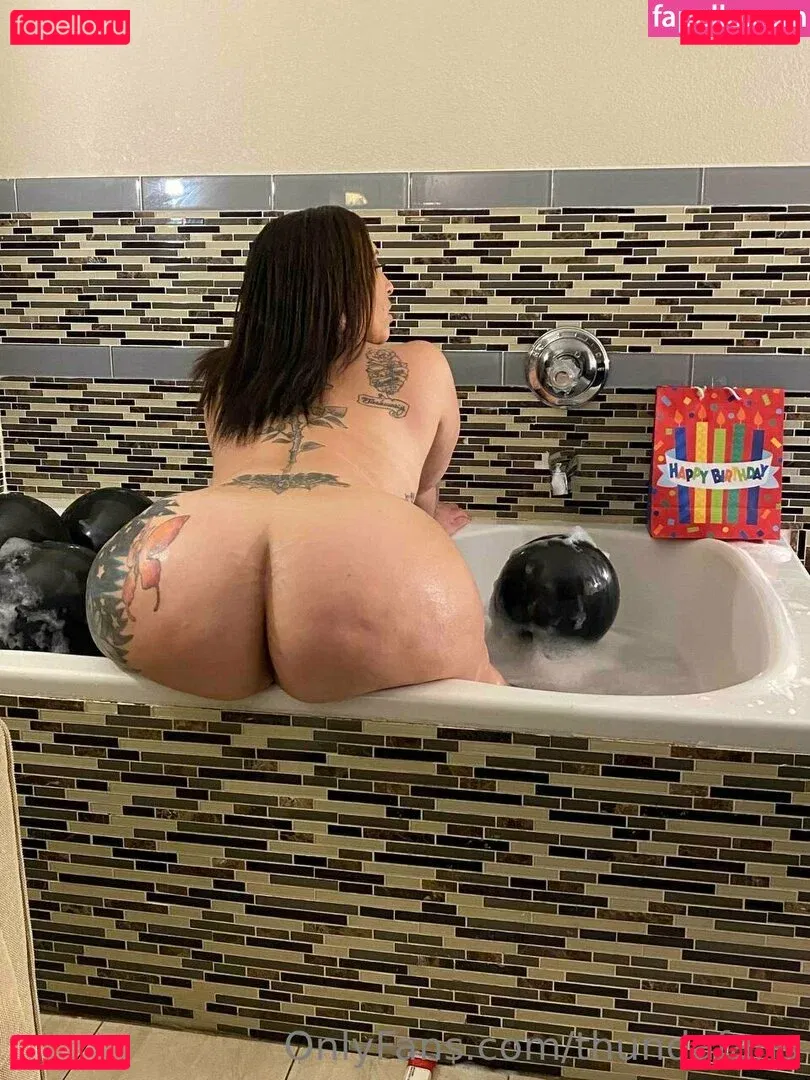 thundafans Onlyfans Photo Gallery 