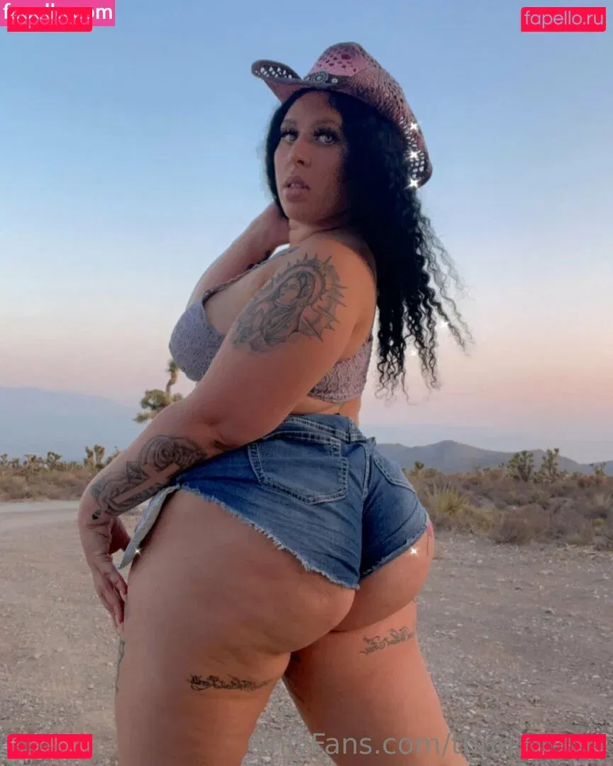 thundafans Onlyfans Photo Gallery 