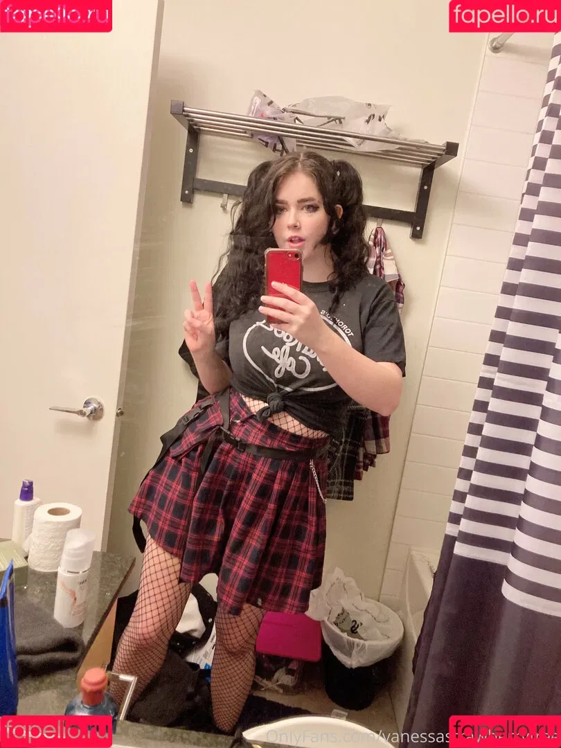 vanessastrawberryfree Onlyfans Photo Gallery 