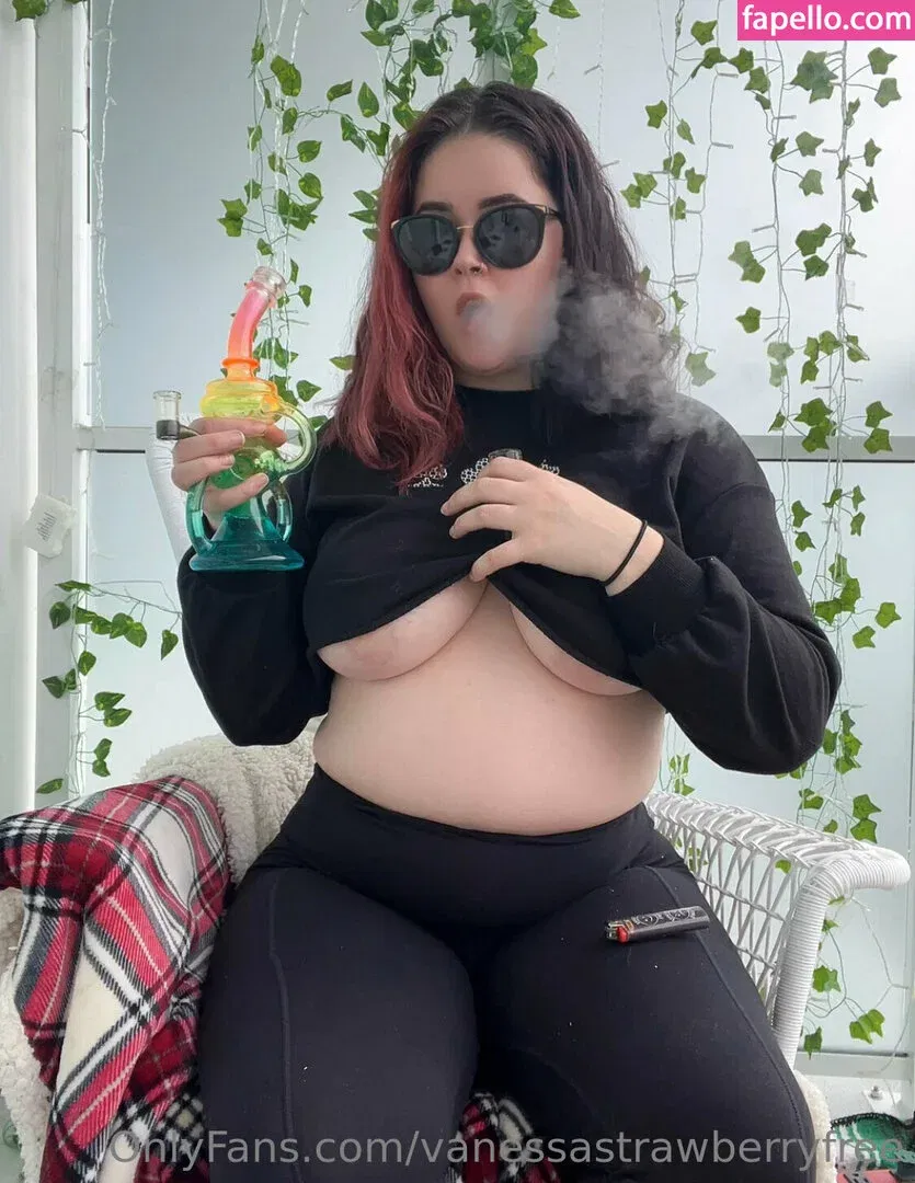 vanessastrawberryfree Onlyfans Photo Gallery 