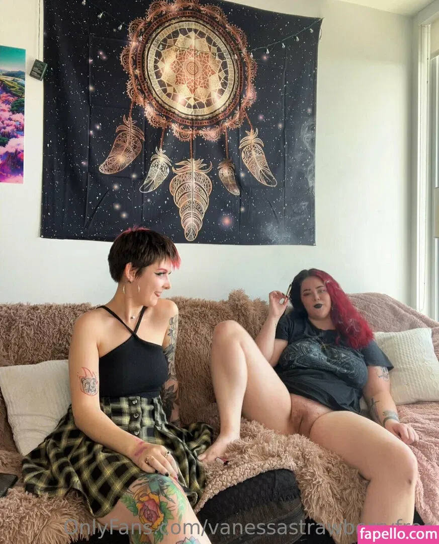 vanessastrawberryfree Onlyfans Photo Gallery 