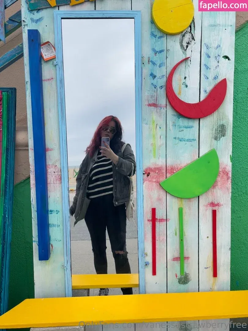 vanessastrawberryfree Onlyfans Photo Gallery 