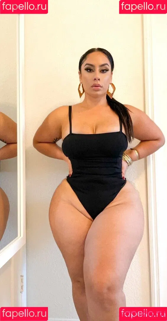 Selene Castle Onlyfans Photo Gallery 