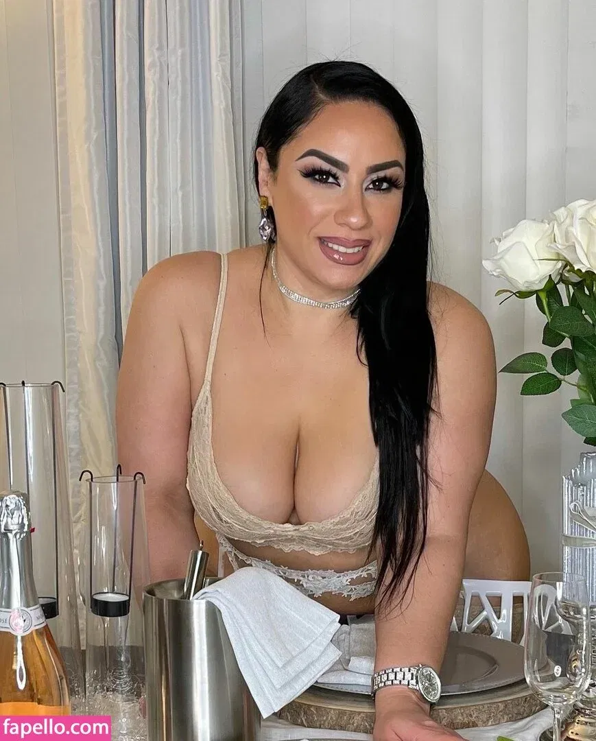 Selene Castle Onlyfans Photo Gallery 