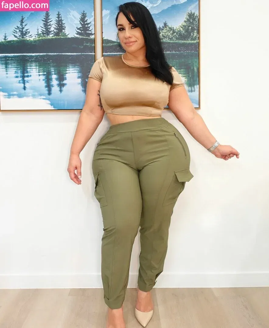 Selene Castle Onlyfans Photo Gallery 