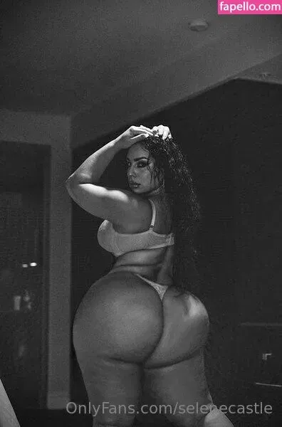 Selene Castle Onlyfans Photo Gallery 