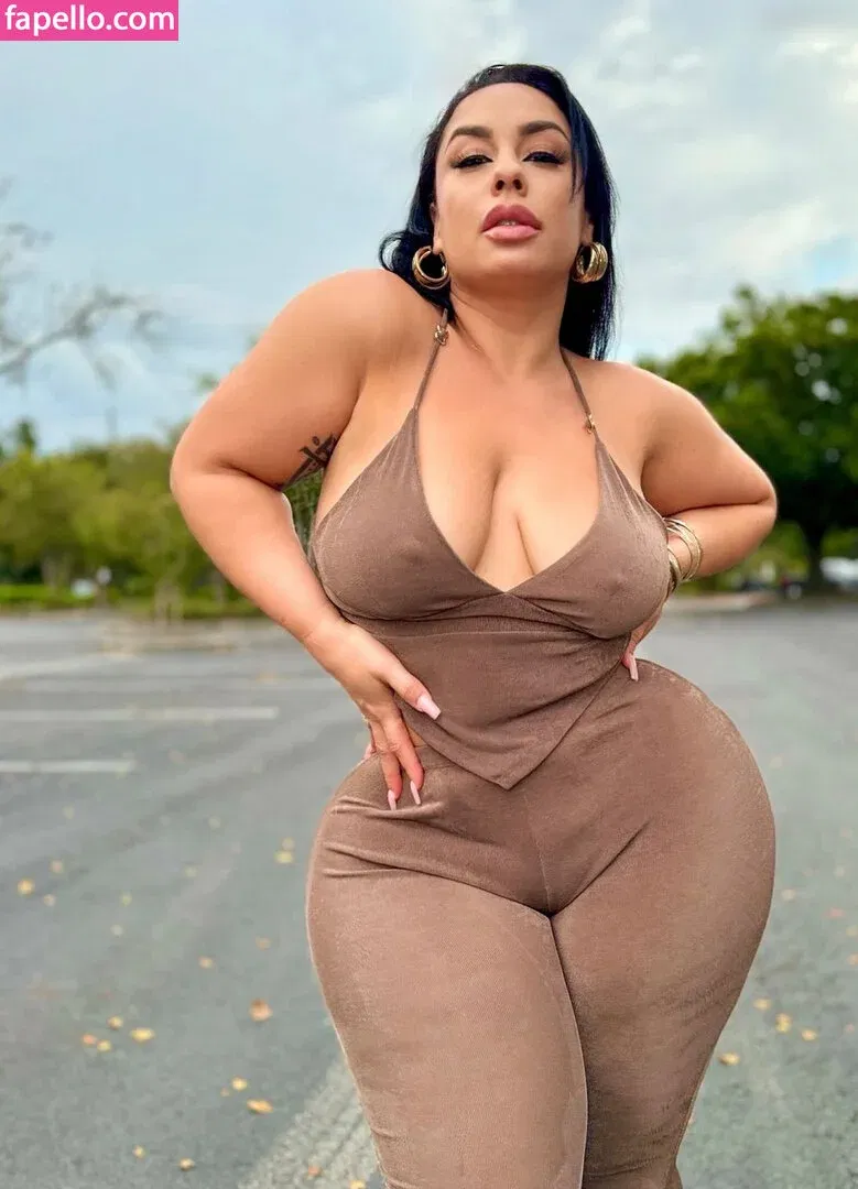 Selene Castle Onlyfans Photo Gallery 