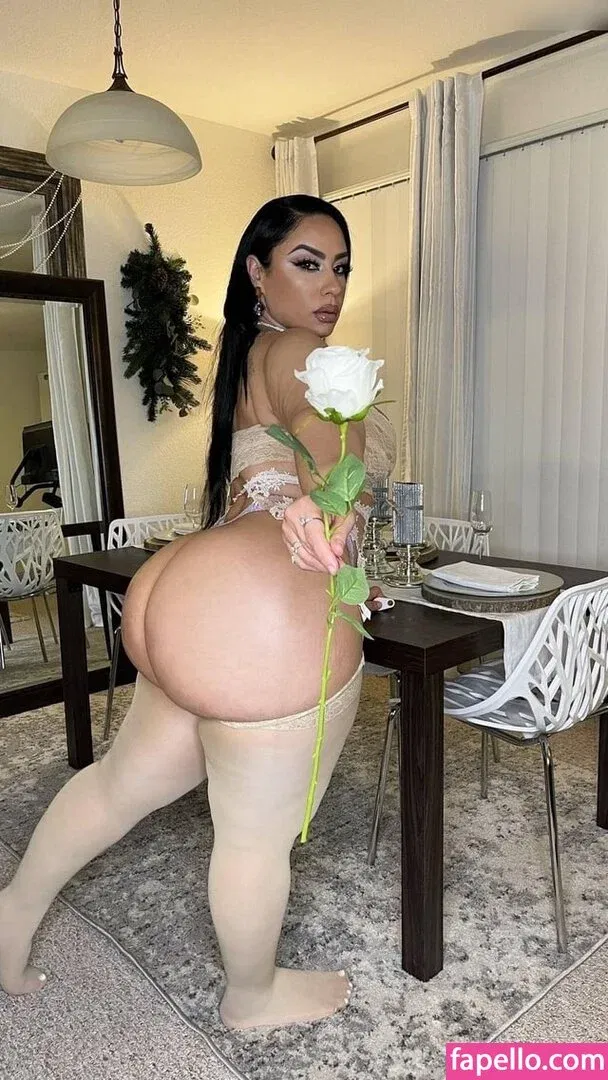 Selene Castle Onlyfans Photo Gallery 