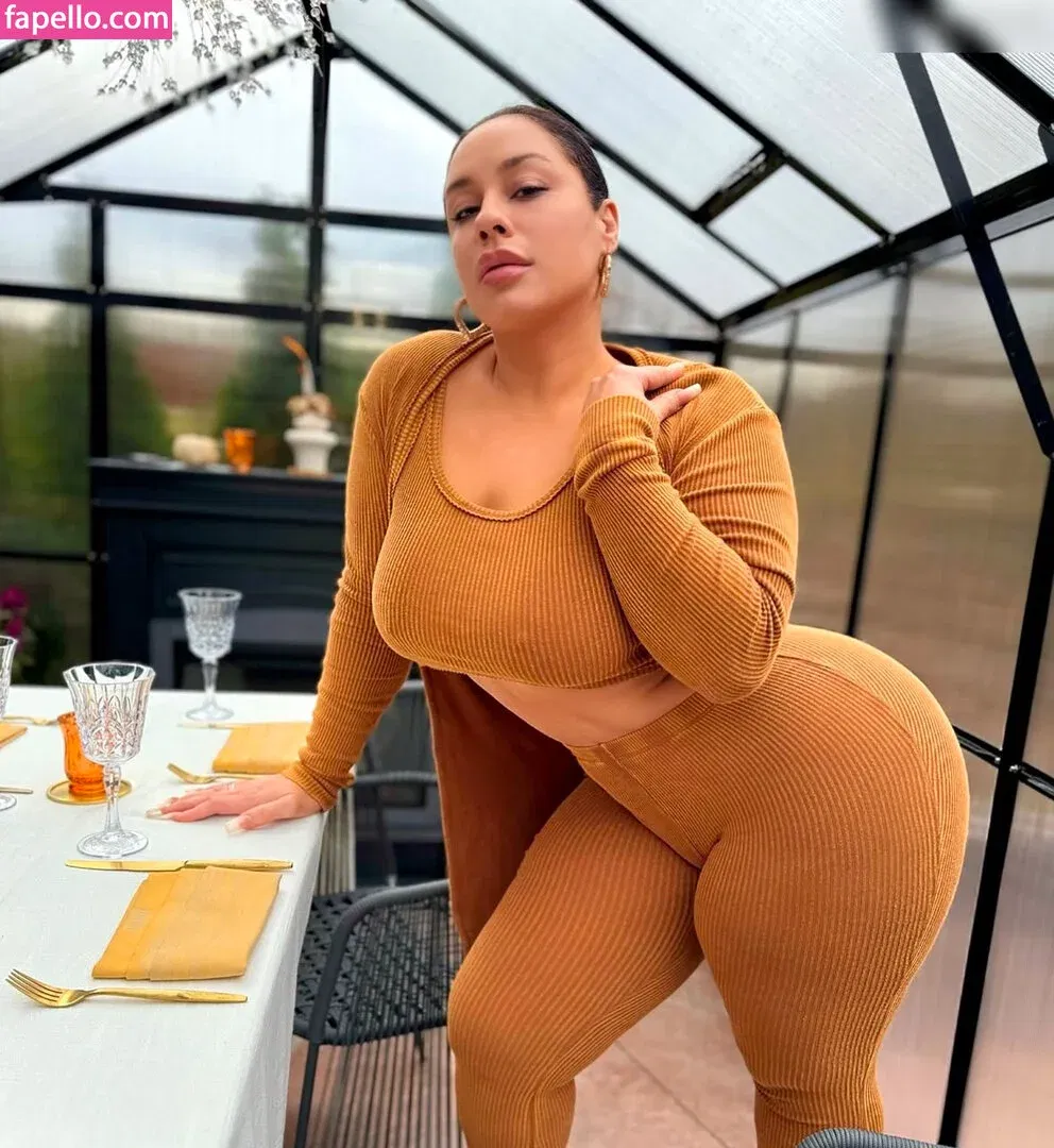 Selene Castle Onlyfans Photo Gallery 