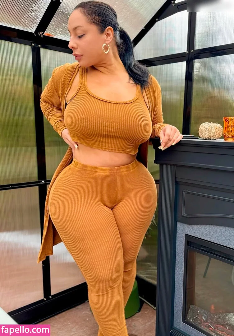 Selene Castle Onlyfans Photo Gallery 