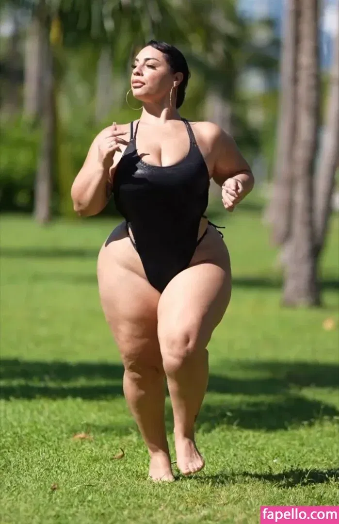 Selene Castle Onlyfans Photo Gallery 