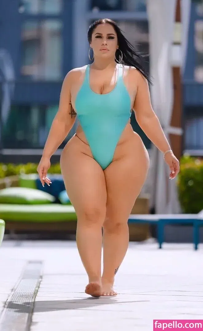 Selene Castle Onlyfans Photo Gallery 