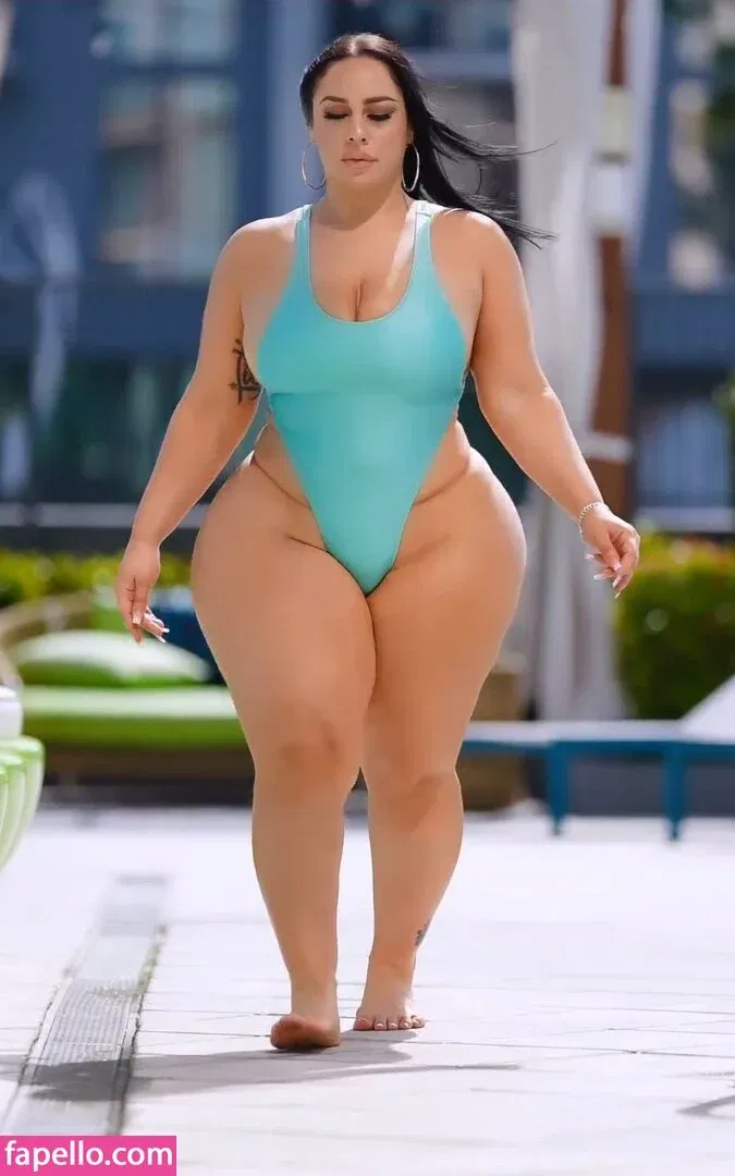 Selene Castle Onlyfans Photo Gallery 