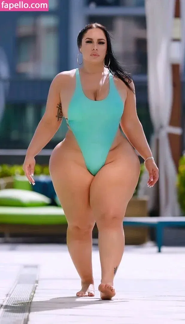 Selene Castle Onlyfans Photo Gallery 