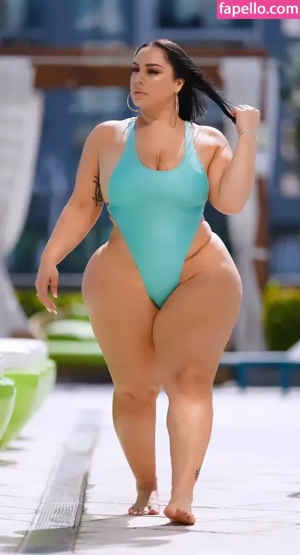 Selene Castle Onlyfans Photo Gallery 