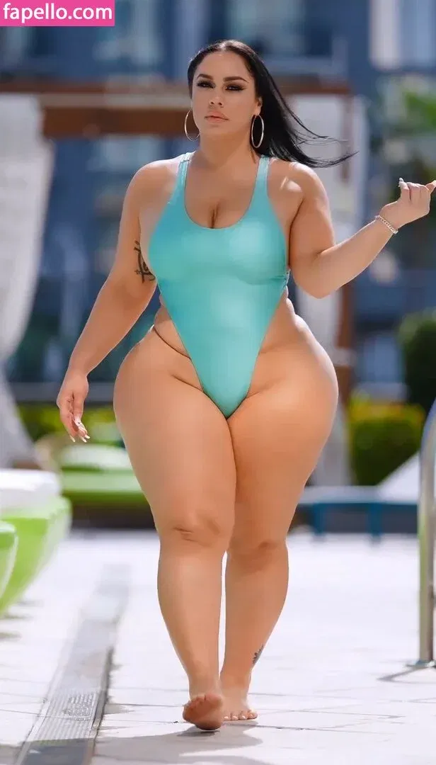 Selene Castle Onlyfans Photo Gallery 