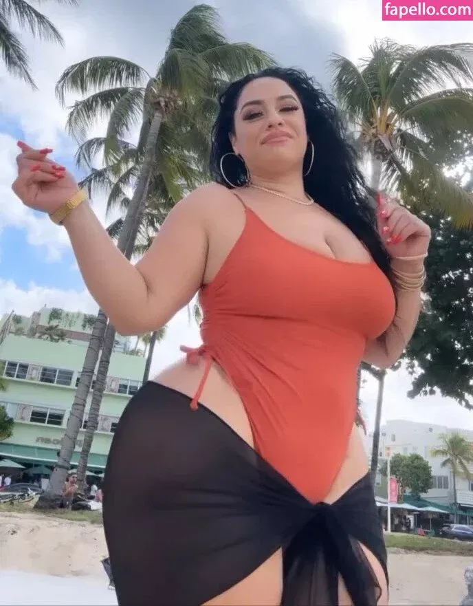 Selene Castle Onlyfans Photo Gallery 