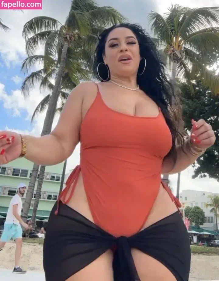 Selene Castle Onlyfans Photo Gallery 