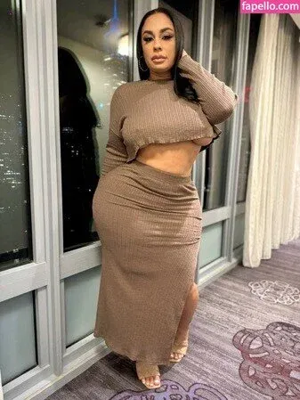 Selene Castle Onlyfans Photo Gallery 