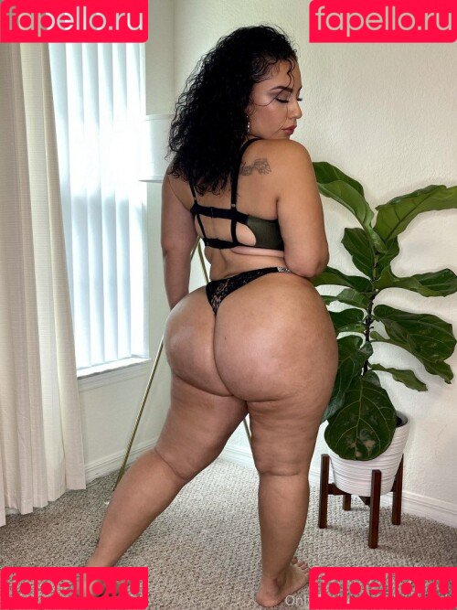 Selene Castle Onlyfans Photo Gallery 