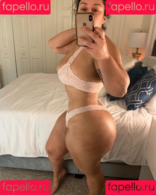 Selene Castle Onlyfans Photo Gallery 