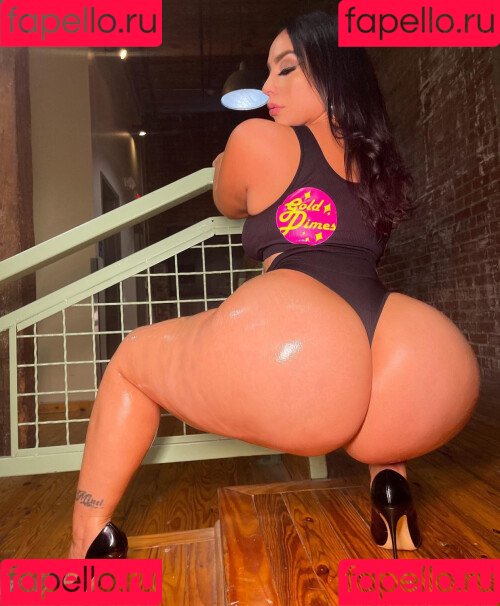 Selene Castle Onlyfans Photo Gallery 