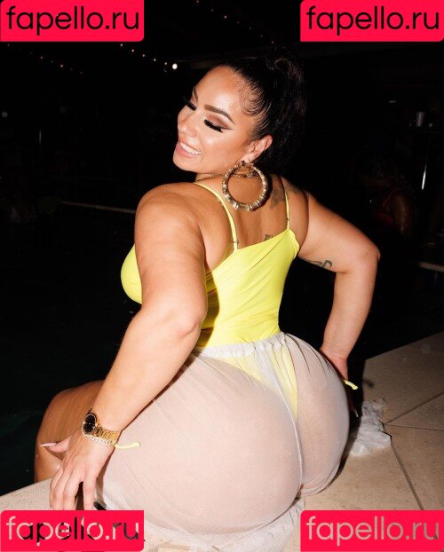 Selene Castle Onlyfans Photo Gallery 