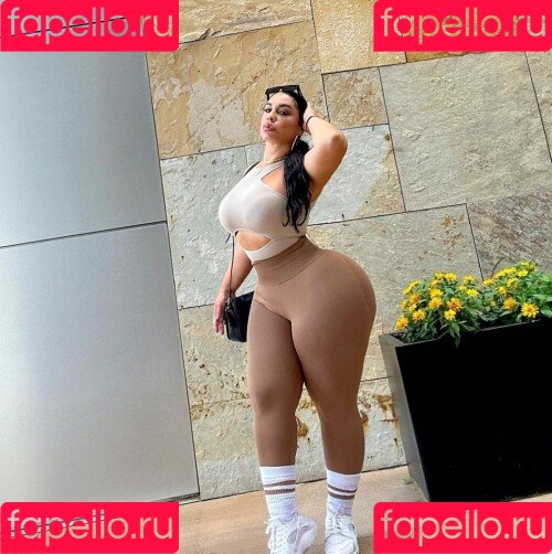 Selene Castle Onlyfans Photo Gallery 