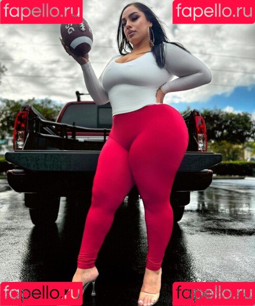 Selene Castle Onlyfans Photo Gallery 