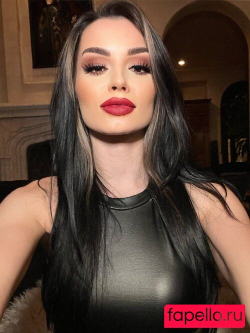 Velvet Sky Onlyfans Photo Gallery 